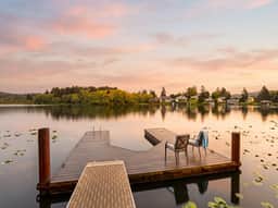 Lakefront Oasis