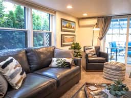 College Hill Hideaway