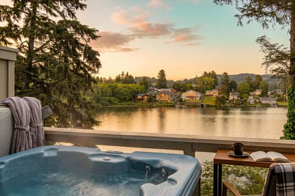 Stillwater Hideaway - Image 1