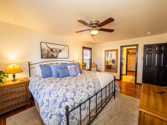 Sisters Locust Lane Retreat